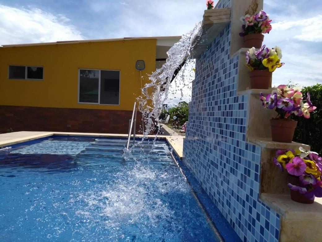 Bed and Breakfast C&H Casa Campestre El Oasis Ricaurte Girardot Екстер'єр фото