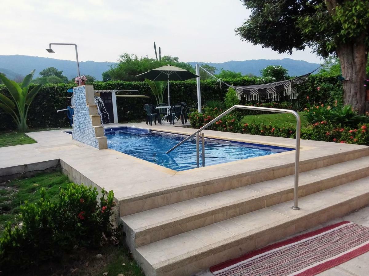 Bed and Breakfast C&H Casa Campestre El Oasis Ricaurte Girardot Екстер'єр фото