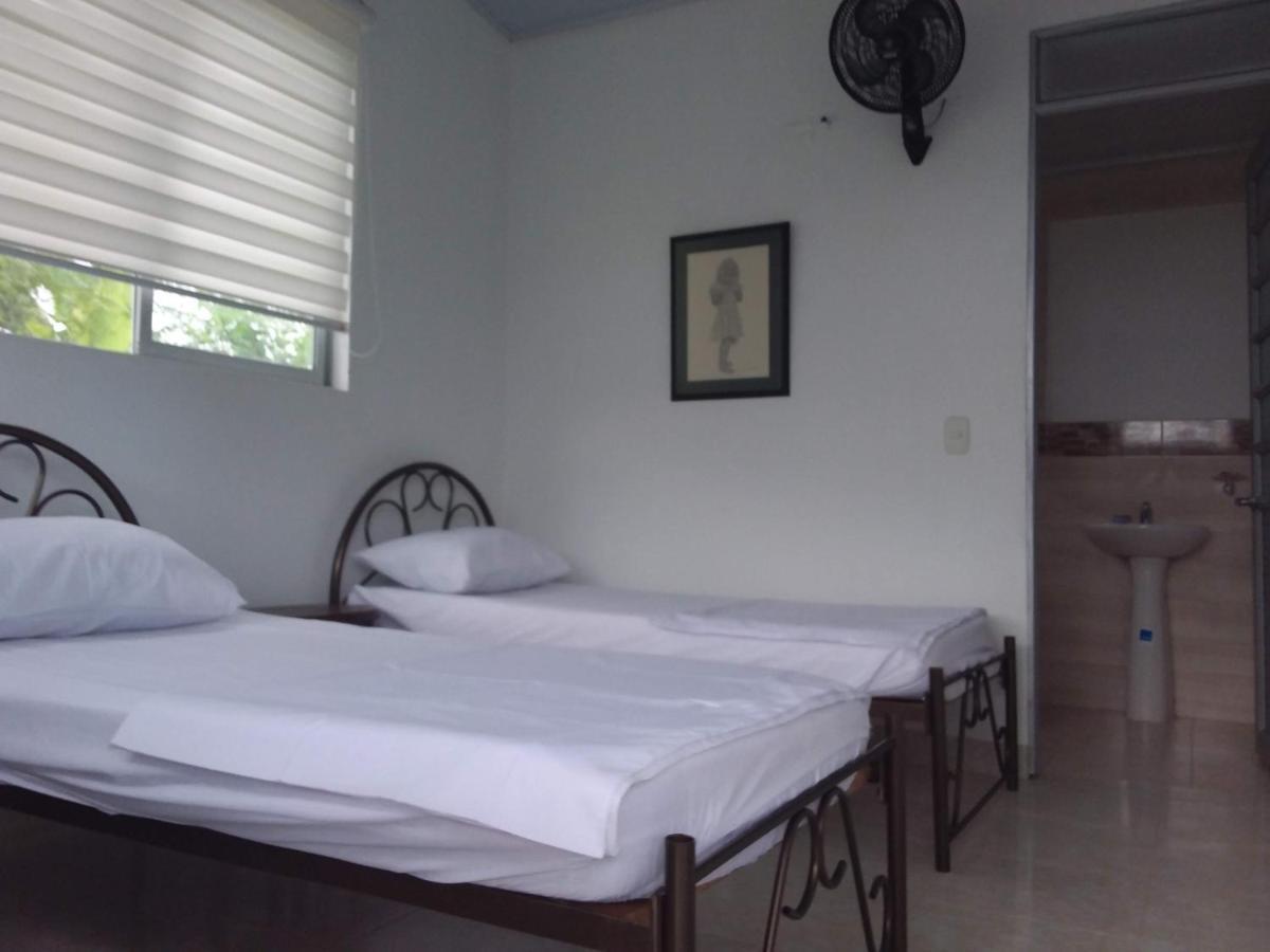 Bed and Breakfast C&H Casa Campestre El Oasis Ricaurte Girardot Екстер'єр фото